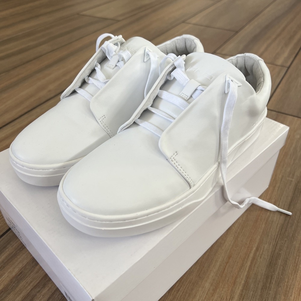 LGND Indio women's White Tennis Shoe Athleisure Sz 8.5